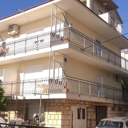 Apartmani Mila A1 & A2 & 3 Trogir Ngoại thất bức ảnh