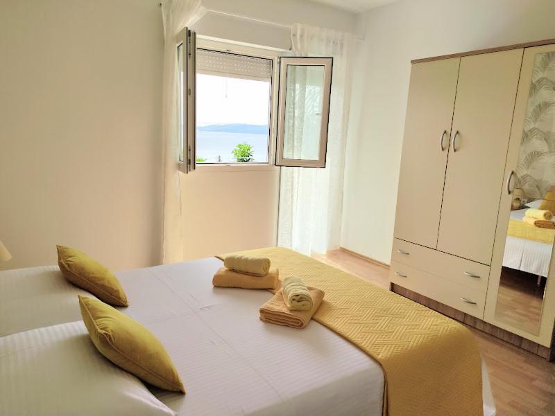 Apartmani Mila A1 & A2 & 3 Trogir Ngoại thất bức ảnh